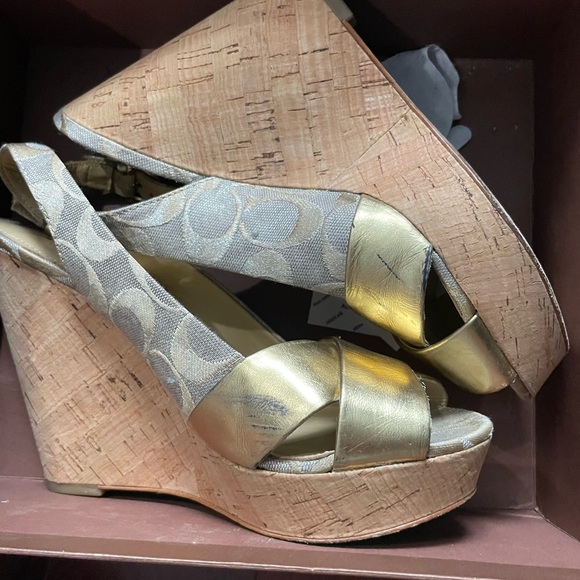 Gold Jessy Leather Canvas Strappy Sandals Wedges size 7.5 - Picture 5 of 5